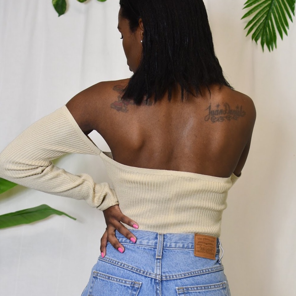 ASOS Nude Off The Shoulder Crop - Picture 3 of 4